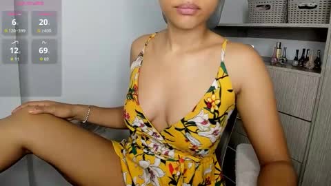 Snapshot of andrearboleda chatting on 11/17/25, 12:55 Andrea online show from 11/17/25, 12:55