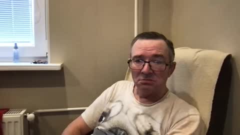 Snapshot of andreass60 chatting on 02/04/25, 07:51 andreass60 online show from 02/04/25, 07:51