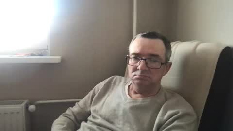 Snapshot of andreass60 chatting on 02/13/25, 11:17 andreass60 online show from 02/13/25, 11:17