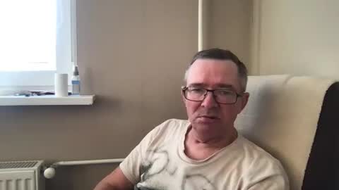 Snapshot of andreass60 chatting on 02/18/25, 06:59 andreass60 online show from 02/18/25, 06:59