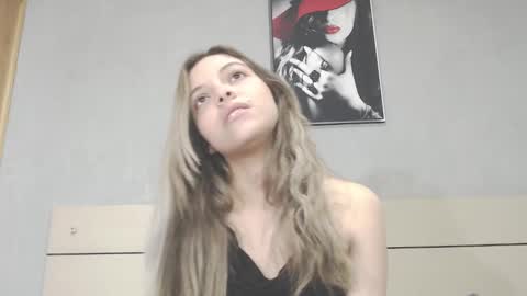 andreau 19 online show from 01/30/25, 05:06