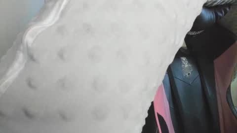 Snapshot of andrees_s chatting on 11/21/25, 07:01 andrees_s online show from 11/21/25, 07:01