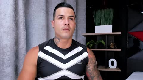 insta andres clark  online show from 01/07/25, 06:03