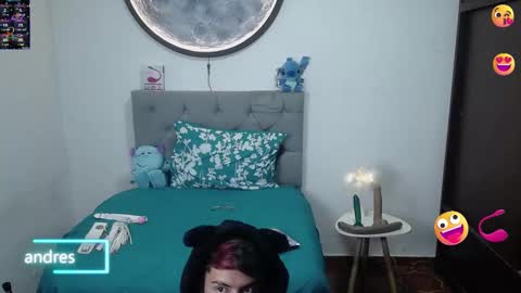 Snapshot of andrescruz_ chatting on 10/14/25, 06:25 andrescruz_ online show from 10/14/25, 06:25