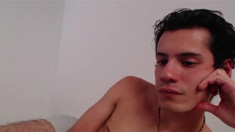 Snapshot of andrestorres0 chatting on 12/04/24, 07:01 Andres Torres online show from 12/04/24, 07:01
