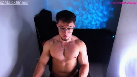 Snapshot of andrew__harriss chatting on 10/27/25, 03:10 Andrew Harriss online show from 10/27/25, 03:10