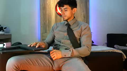 Andrew online show from 10/23/25, 03:17