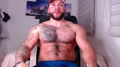 Snapshot of andrew_holden__ chatting on 09/09/25, 01:05 andrew_holden__ online show from 09/09/25, 01:05