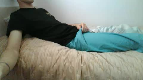 Snapshot of andrew_idk0g chatting on 09/29/25, 07:13 Andrew online show from 09/29/25, 07:13