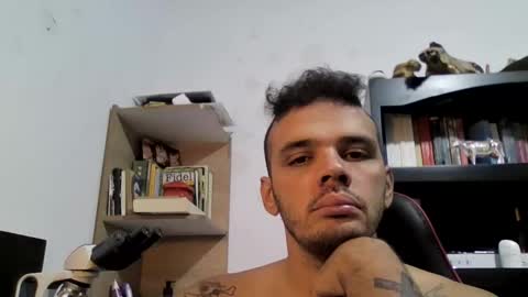 andrew_jaay online show from 11/18/25, 02:17