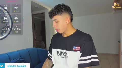 Snapshot of andrew_twink18 chatting on 10/19/25, 02:12 Andrew M. online show from 10/19/25, 02:12