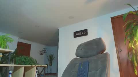 ANDREW WEST online show from 11/19/25, 12:43