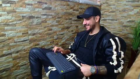 MasterRomania  online show from 01/12/25, 07:53