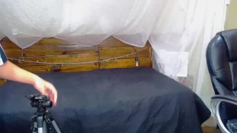 ANDREW online show from 03/01/25, 12:23