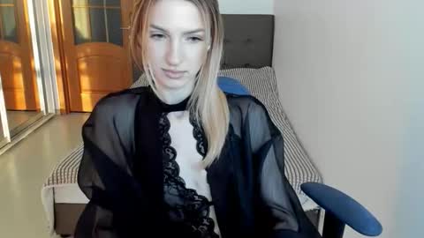 Snapshot of andrianabelle chatting on 09/18/25, 03:36 andrianabelle online show from 09/18/25, 03:36