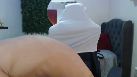 andy_dan1 online show from 01/19/25, 07:15