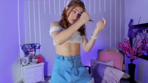 Andrea online show from 10/09/25, 01:20