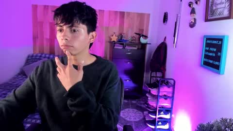 andy_guez_11 online show from 12/02/24, 03:58