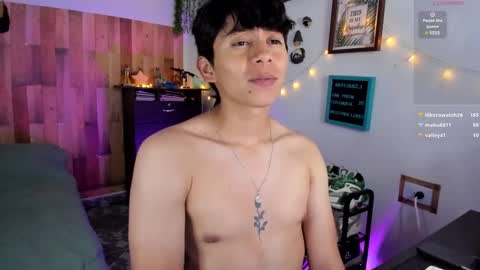 andy_guez_11 online show from 01/18/25, 01:08