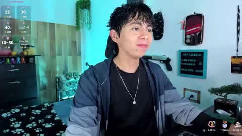 andy_guez_11 online show from 02/11/25, 11:43