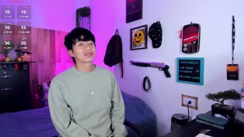 andy_guez_11 online show from 02/13/25, 10:12