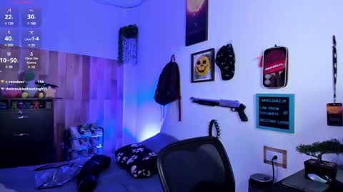 andy_guez_11 online show from 02/13/25, 01:15