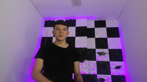 Snapshot of andyfame11 chatting on 10/16/25, 07:04 andyfame11 online show from 10/16/25, 07:04