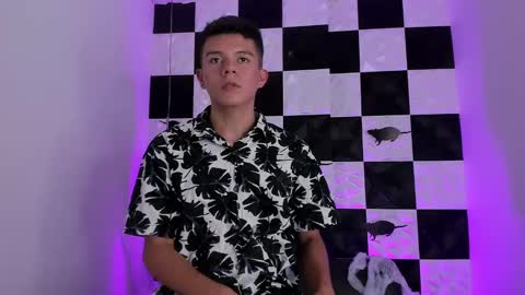 Snapshot of andyfame11 chatting on 10/18/25, 07:03 andyfame11 online show from 10/18/25, 07:03