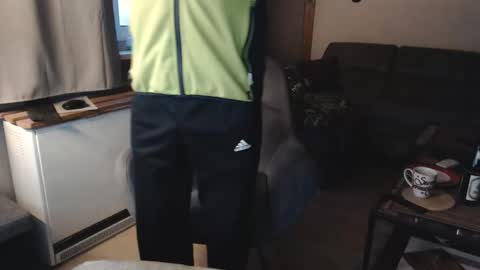 Snapshot of andyfranconia chatting on 11/11/25, 06:46 andyfranconia online show from 11/11/25, 06:46