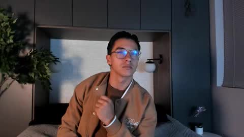 Snapshot of andyjoy_ chatting on 11/14/25, 11:31 Andy Joy online show from 11/14/25, 11:31