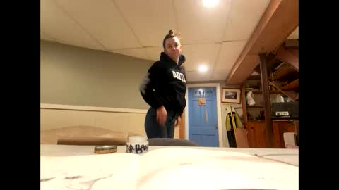 Snapshot of aneoakley chatting on 11/02/25, 04:48 aneoakley online show from 11/02/25, 04:48