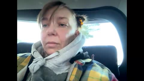 Snapshot of aneoakley chatting on 11/06/25, 11:55 aneoakley online show from 11/06/25, 11:55