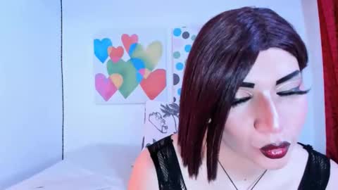 Snapshot of angeelperry chatting on 11/10/25, 12:48 AngiePerry online show from 11/10/25, 12:48