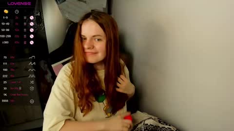 Snapshot of angel7you chatting on 02/11/25, 09:09 Eva online show from 02/11/25, 09:09