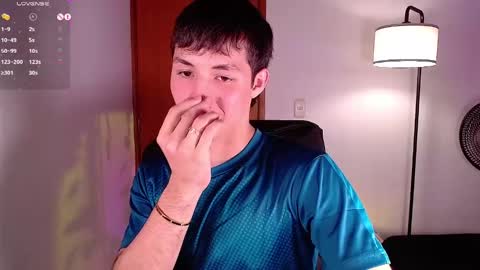 Snapshot of angel_bless19 chatting on 01/17/25, 08:55 Angel help me with 100 thumbs up online show from 01/17/25, 08:55