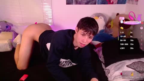 Snapshot of angel_bless19 chatting on 02/25/25, 06:31 Angel help me with 100 thumbs up online show from 02/25/25, 06:31