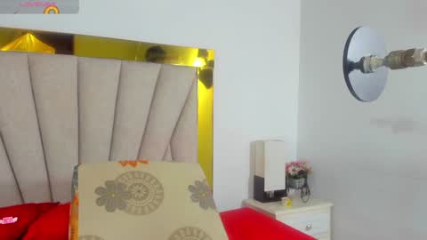 Snapshot of angel_dthroat chatting on 12/23/24, 12:08 ANGHEL online show from 12/23/24, 12:08