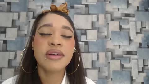 Snapshot of angel_dthroat chatting on 11/26/25, 12:06 ANGHEL online show from 11/26/25, 12:06