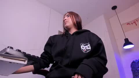 angel hardy online show from 10/18/25, 10:49