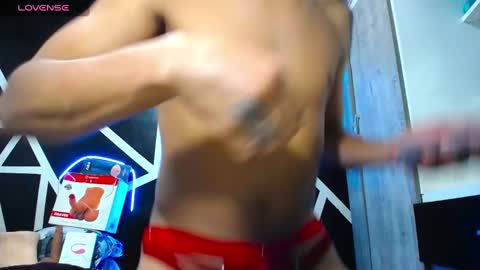 Snapshot of angel_latinboy chatting on 02/19/25, 12:46 Angel online show from 02/19/25, 12:46