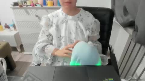 Snapshot of angel_lee__ chatting on 02/18/25, 03:54 angel_lee__ online show from 02/18/25, 03:54