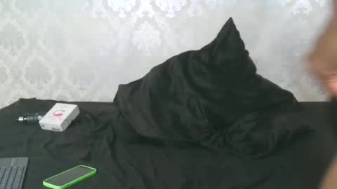 Angel Lein online show from 02/21/25, 05:02