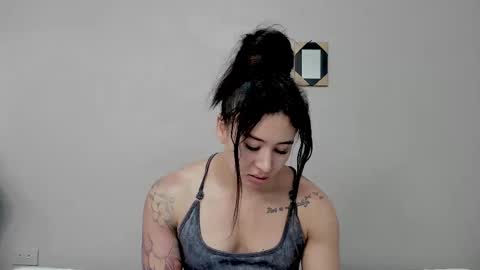 Angel online show from 10/14/25, 07:14