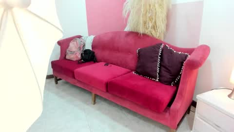 angel_velvet_ online show from 10/16/25, 12:28