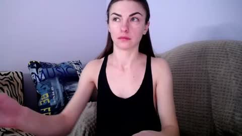 Zoe online show from 01/13/25, 08:05