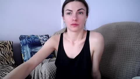 Zoe online show from 03/09/25, 12:42