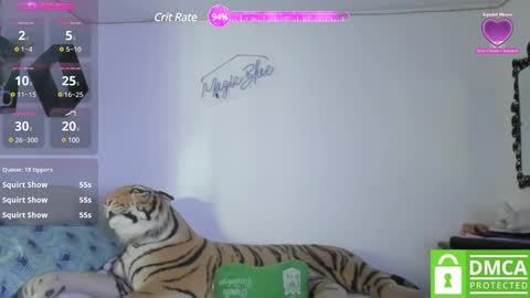 Snapshot of angela_blu chatting on 01/20/25, 06:53 Angela online show from 01/20/25, 06:53