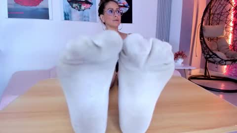 A N G E LA.  online show from 09/16/25, 03:51