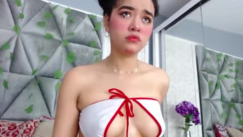 Snapshot of angela_lovee1 chatting on 12/17/24, 12:54 Angela online show from 12/17/24, 12:54