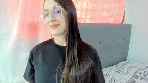 Snapshot of angela_nix chatting on 09/23/25, 04:21 angela_nix online show from 09/23/25, 04:21